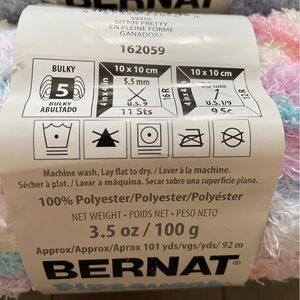 BernatPipsqueak Bulky Yarn